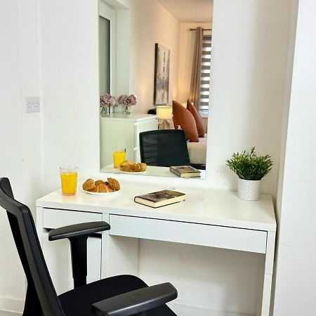 Walnut Luxurious 2-Bedroom With Ensuite - Parking, Netflix, Wifi - Close To Oxford, Bicester & Blenheim Palace Кидлингтон Экстерьер фото
