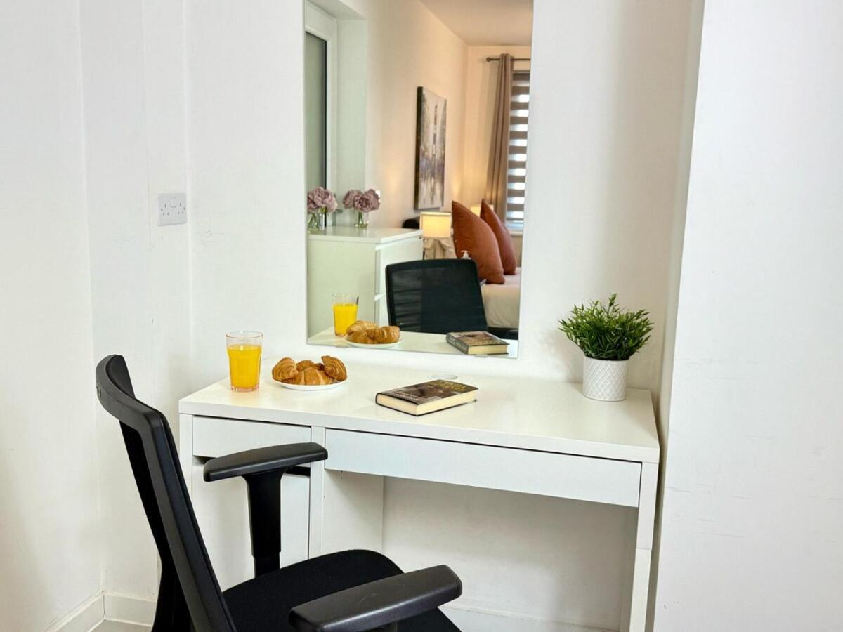 Walnut Luxurious 2-Bedroom With Ensuite - Parking, Netflix, Wifi - Close To Oxford, Bicester & Blenheim Palace Кидлингтон Экстерьер фото