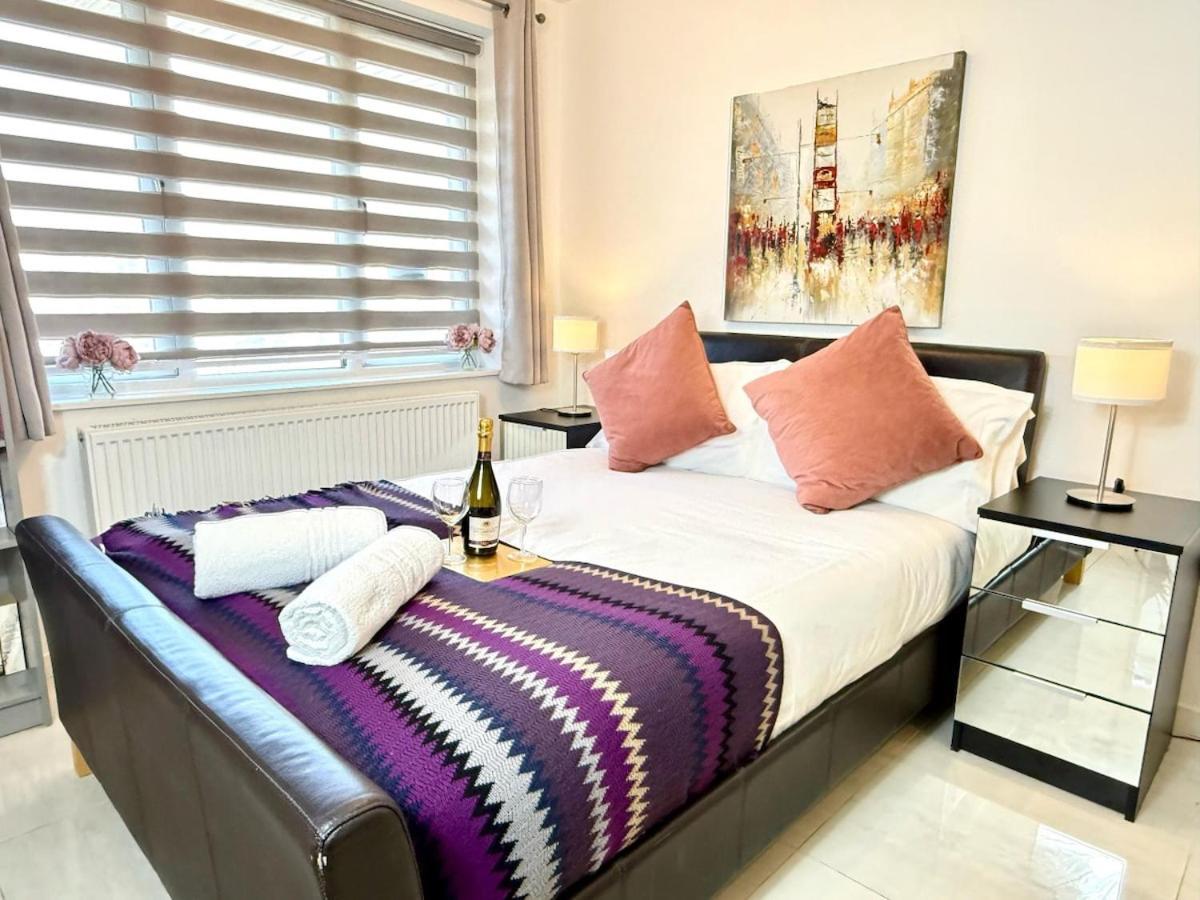 Walnut Luxurious 2-Bedroom With Ensuite - Parking, Netflix, Wifi - Close To Oxford, Bicester & Blenheim Palace Кидлингтон Экстерьер фото