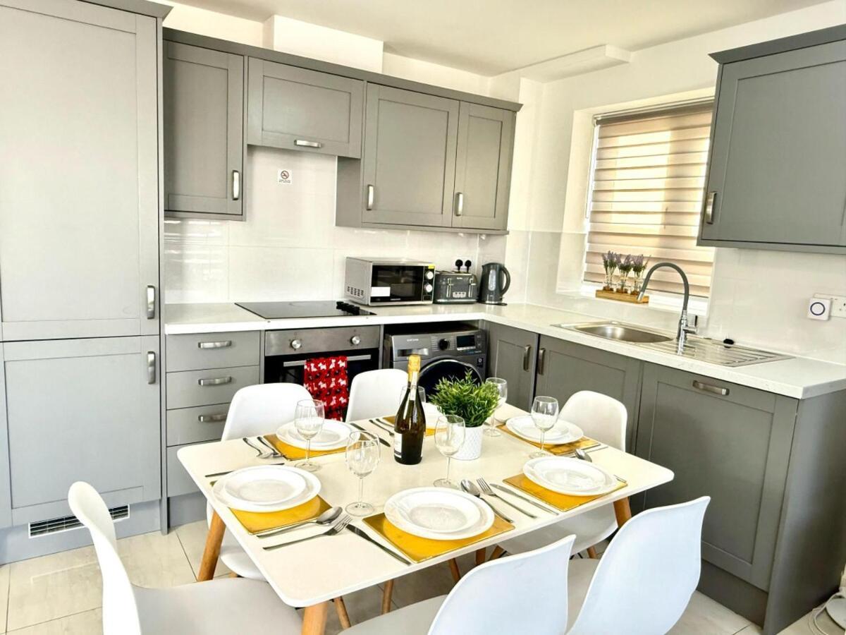 Walnut Luxurious 2-Bedroom With Ensuite - Parking, Netflix, Wifi - Close To Oxford, Bicester & Blenheim Palace Кидлингтон Экстерьер фото